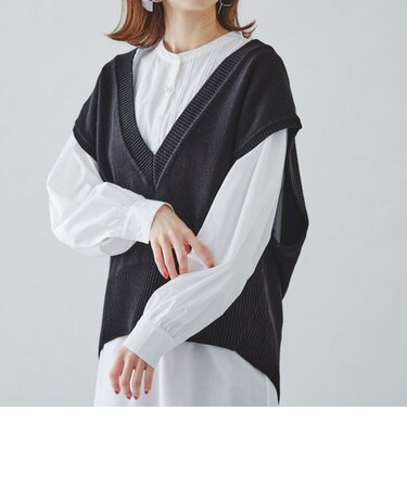 ディープVネックオーバーニットベスト