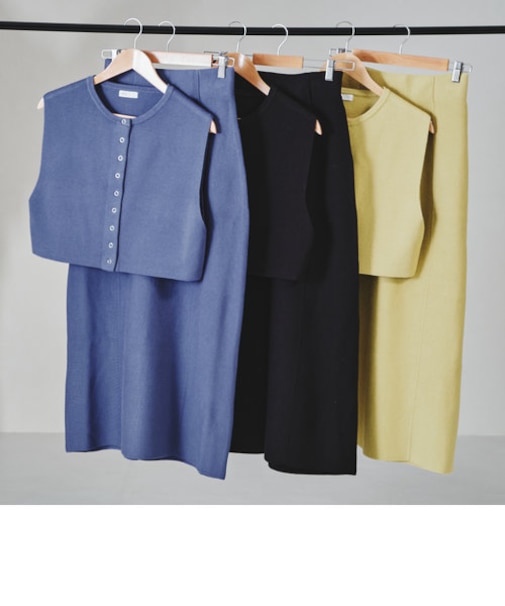 ドットボタンコンパクトニットベスト