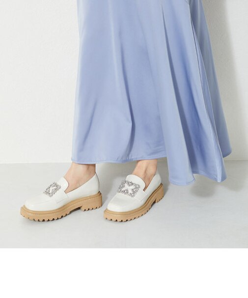 ビジューモチーフエナメルローファー/31113