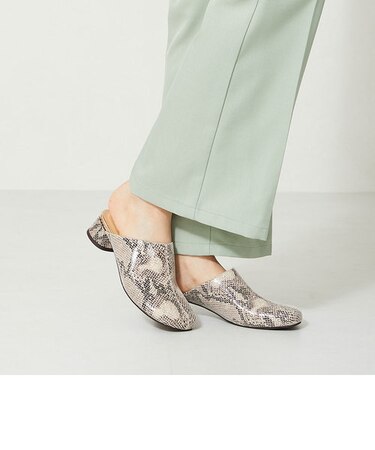 【23SS新作】甲深オブリークトゥミュール/31124