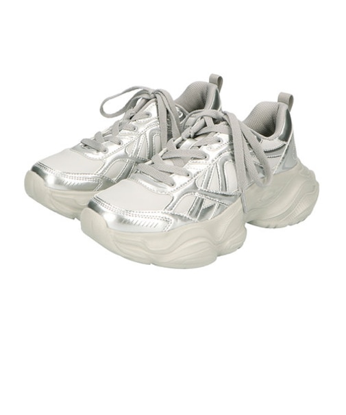 ボリュームソールハイテクスニーカー