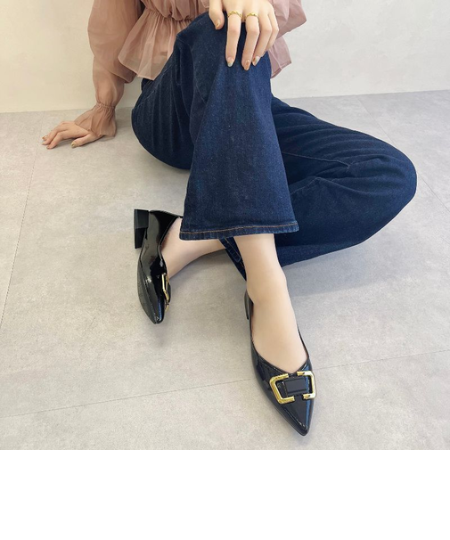 ポインテッドトゥモチーフパンプス/51104