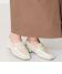 ベージュ