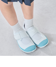 メッシュスクールシューズ