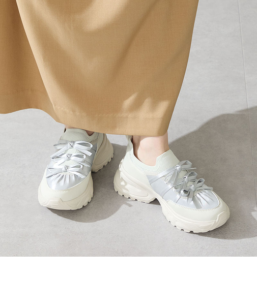 リボンディテールニットスニーカー