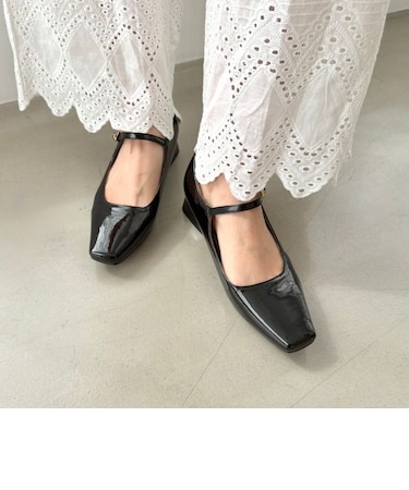 スクエアトゥメリージェーンパンプス