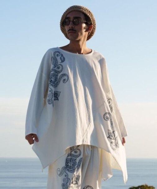 【チャイハネ】メンヘンディ刺繍メンズトップス