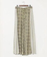 【チャイハネ】アラセアワイドパンツ