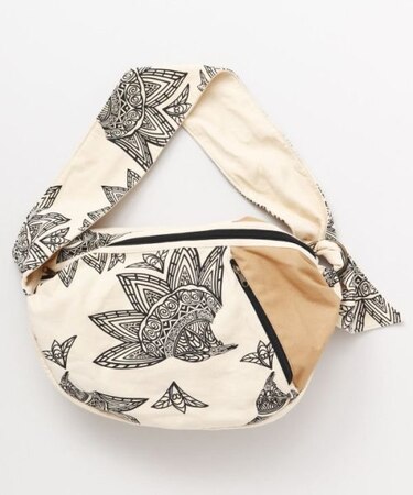 【チャイハネ】スキナドショルダー