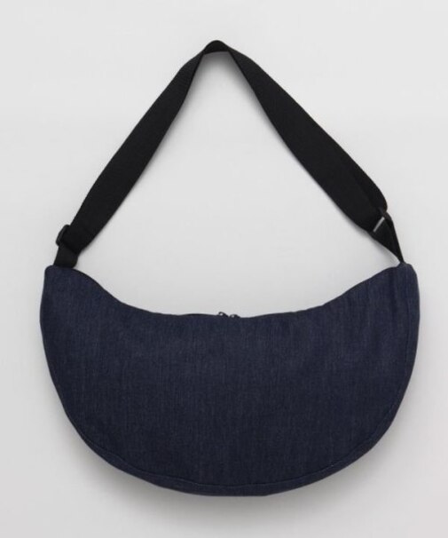 【チャイハネ】アミキャメンクレセントショルダー