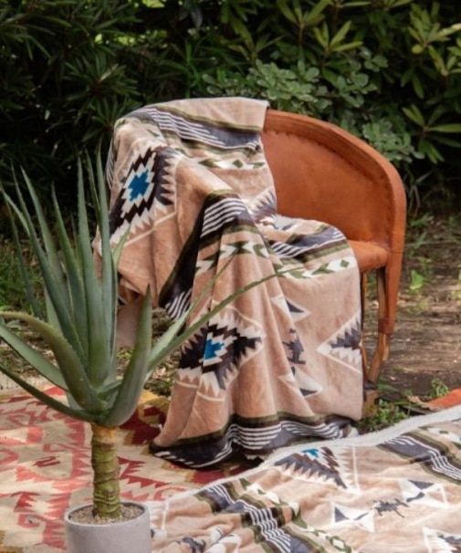 【チャイハネ】【裏ボア】NOMADYブランケットM