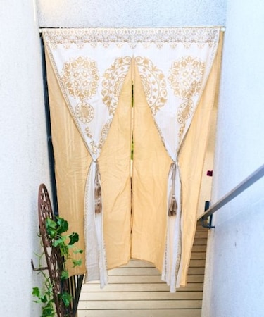 【チャイハネ】セレーネのれん