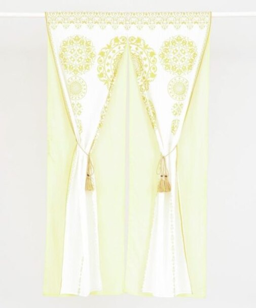 【チャイハネ】セレーネのれん