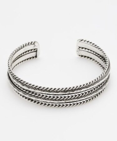 【チャイハネ】フィフレンバングル