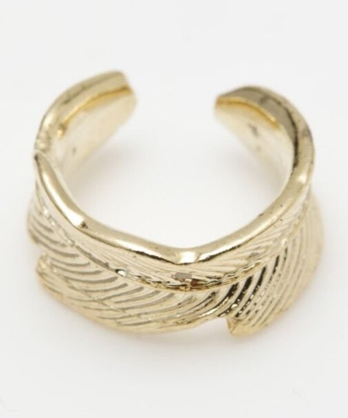 【チャイハネ】リーフリーイヤーカフ