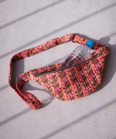 【チャイハネ】ミドラボディショルダーバッグ