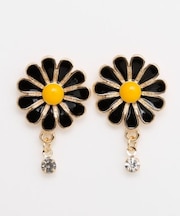 【チャイハネ】マーガレットピアス