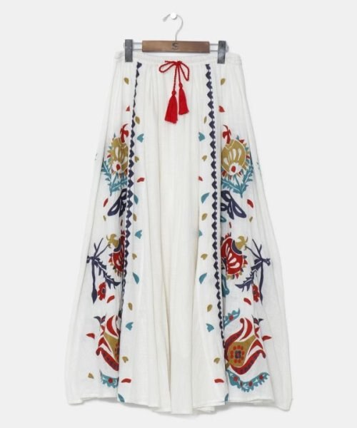 チャイハネ　スザニーＴＯＰ スザニーTOP(WHITE): 『チャイハネ』公式通販