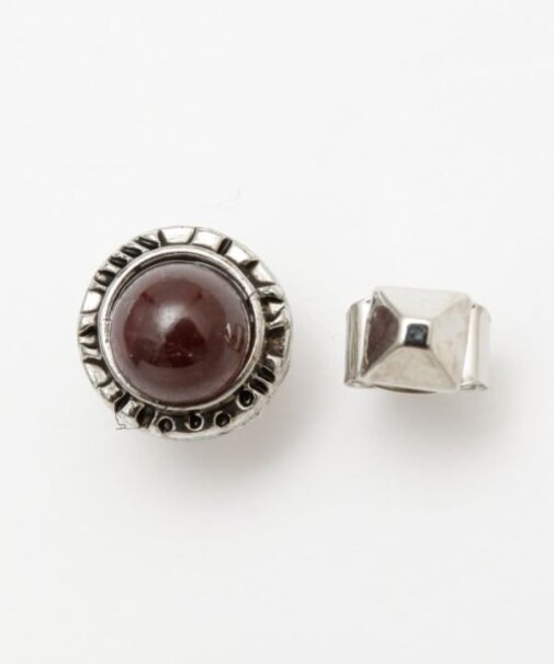 【チャイハネ】メンズネイティブバースストーンピアス