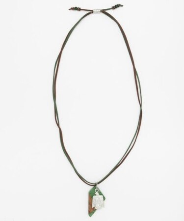 【チャイハネ】メンズアイナネックレス