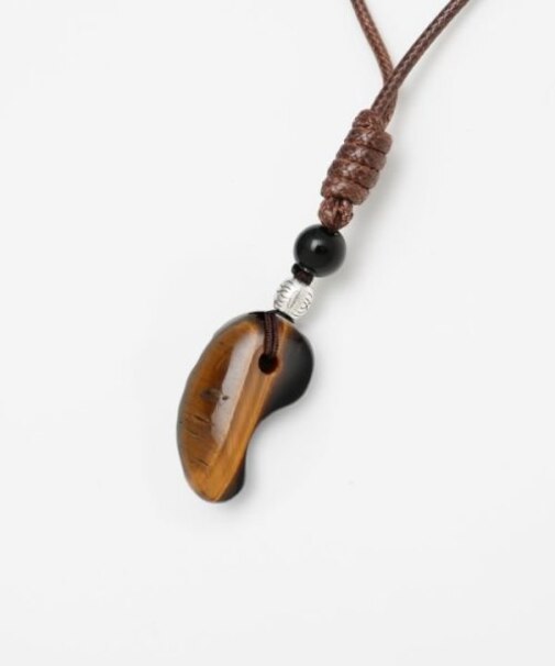 【チャイハネ】勾玉石メンズネックレス