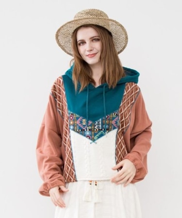 【チャイハネ】ファランナパッチワークフーディー