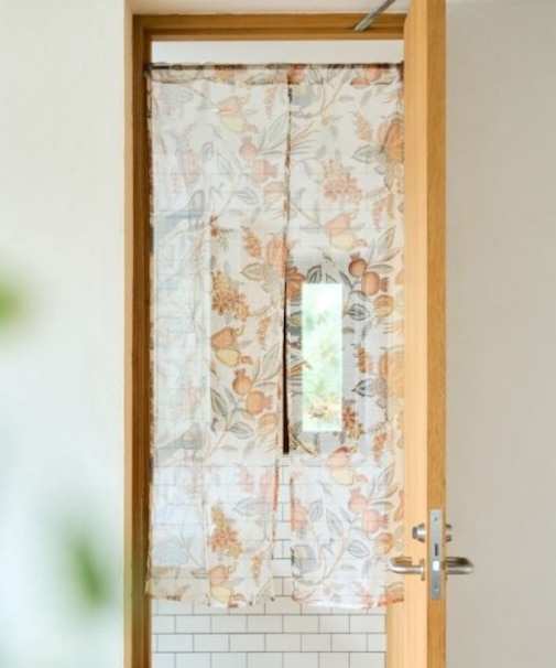 【チャイハネ】バドフラのれん