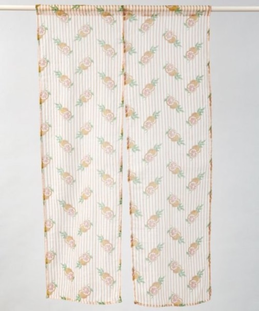 【チャイハネ】フル-ツのれん