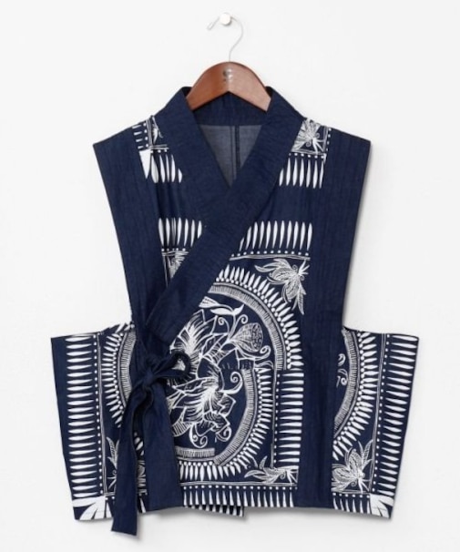 【チャイハネ】マナリカメンズベスト