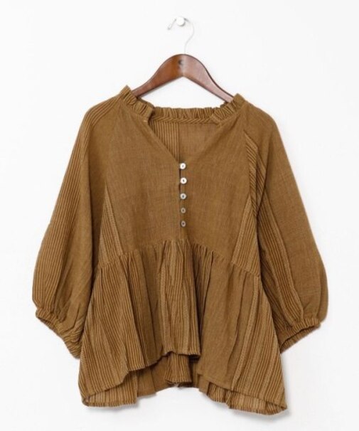 【チャイハネ】ナナミィパフスリーブトップス