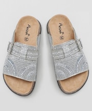 【チャイハネ】キラベルサンダル