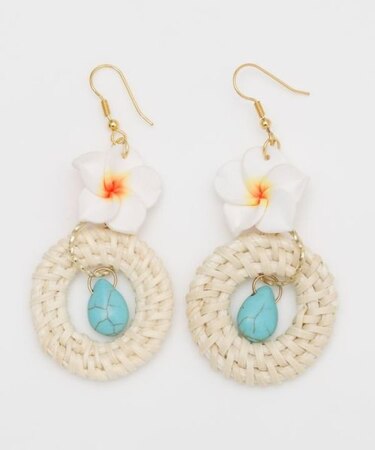 【カヒコ】プルメラタンピアス