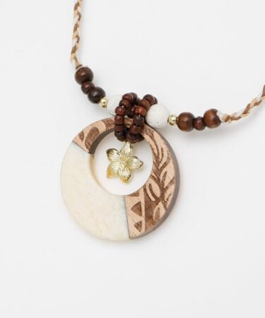 【カヒコ】プルメニネックレス