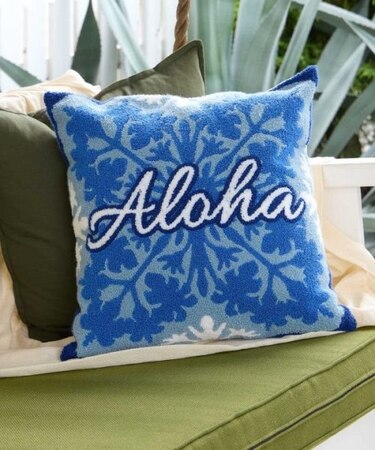 【カヒコ】ナニキルト相良刺繍クッションカバー