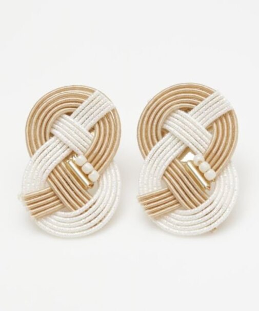 【カヤ】抱きあわじピアス