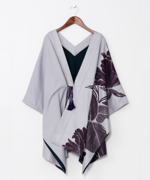 【カヤ】初めの晴れ着羽織