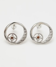 【カヤ】白金縁ピアス