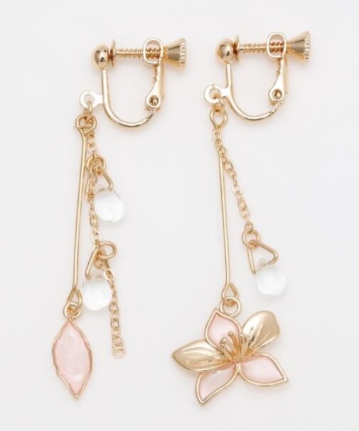 【カヤ】花冥利イヤリング