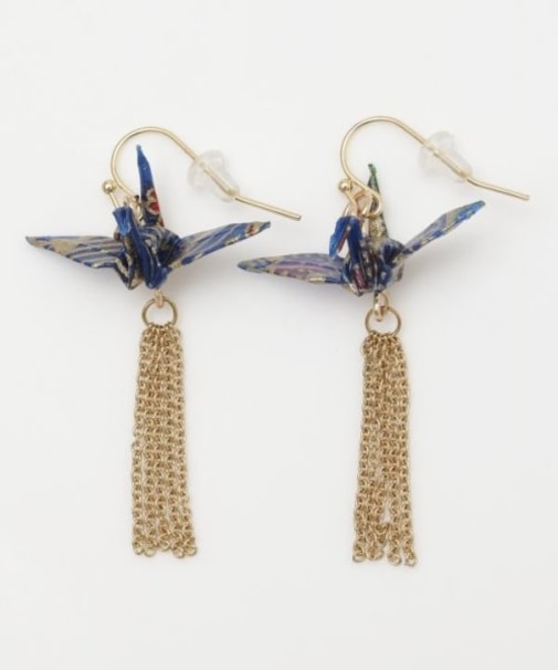 【カヤ】飛び鶴ピアス