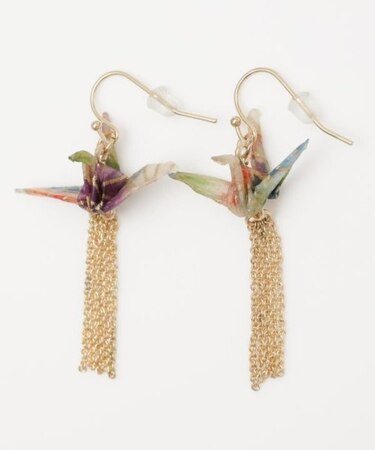 【カヤ】飛び鶴ピアス