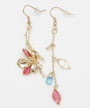 【カヤ】花優美ピアス