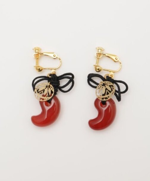 【カヤ】勾玉結びイヤリング