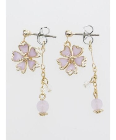 【カヤ】咲き桜ピアス