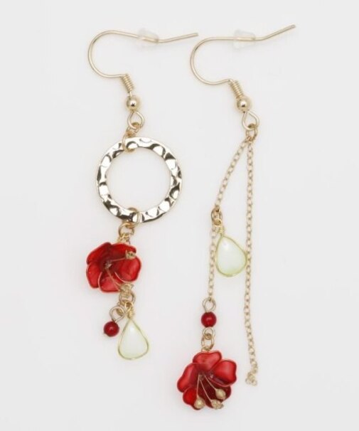 【カヤ】四季の花ピアス