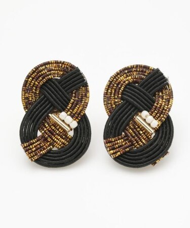 【カヤ】抱きあわじイヤリング