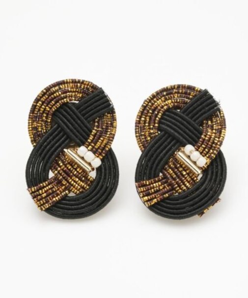 【カヤ】抱きあわじイヤリング