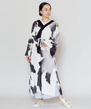 【カヤ】たゆたう金魚ならいワンピース