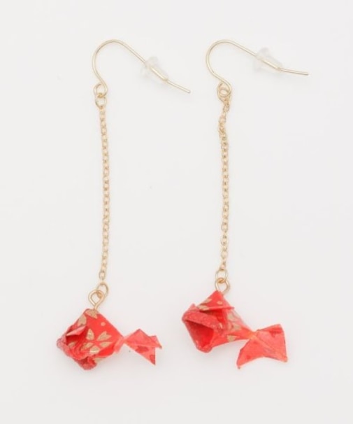 【カヤ】揺れ金魚ピアス