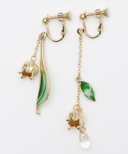 【カヤ】花優美イヤリング