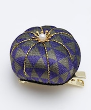 【カヤ】鱗ふくれヘアクリップ